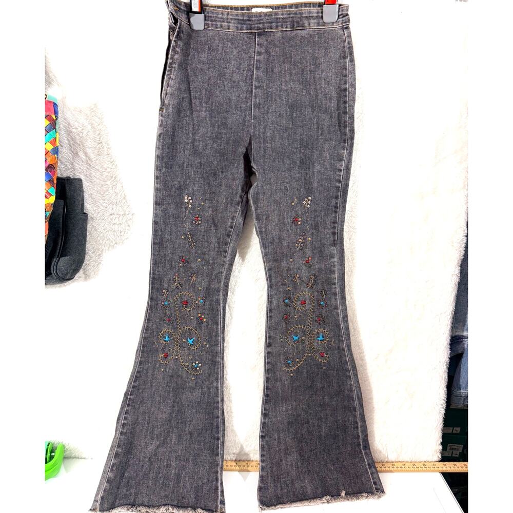 Pol Embroidered Boho Flare Jeans Size Small New without Tag Dark Gray Raw Hem